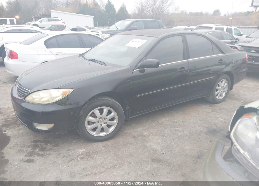 2005 TOYOTA CAMRY XLE VIN: JTDBE32KX53033622