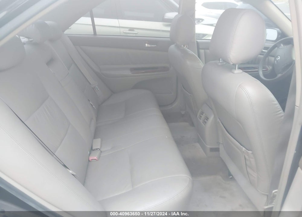 2005 TOYOTA CAMRY XLE VIN: JTDBE32KX53033622