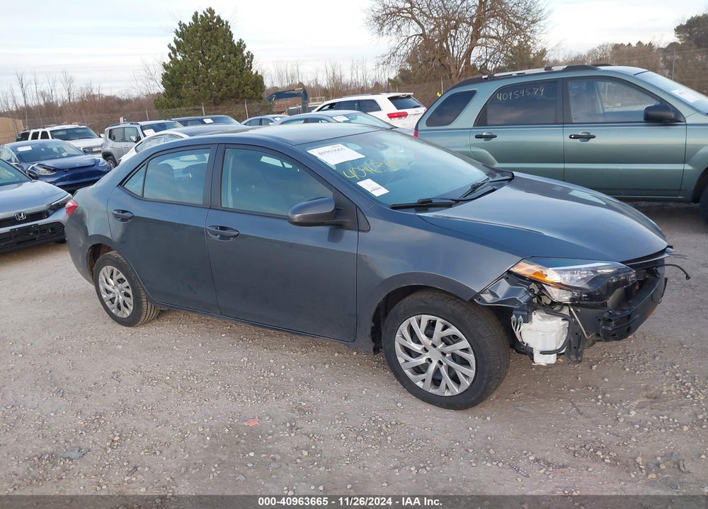 2018 TOYOTA COROLLA LE VIN: 2T1BURHE8JC077319