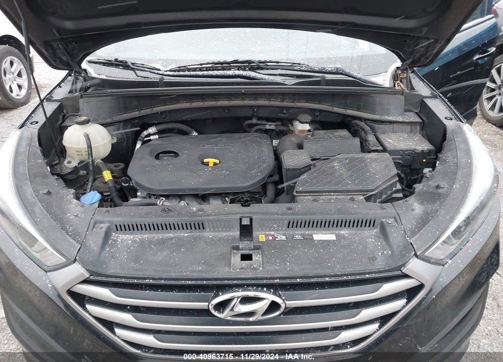 2018 HYUNDAI TUCSON VIN: KM8J23A48JU671875