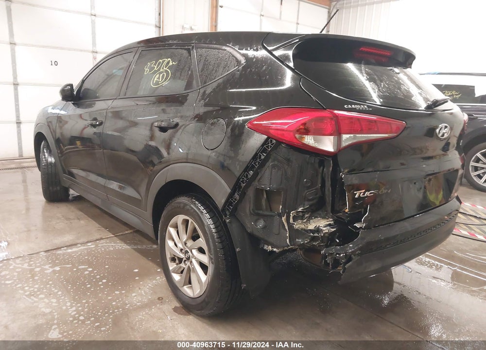 2018 HYUNDAI TUCSON VIN: KM8J23A48JU671875