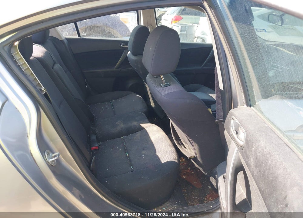 2010 MAZDA 3 I TOURING VIN: JM1BL1SF6A1119450
