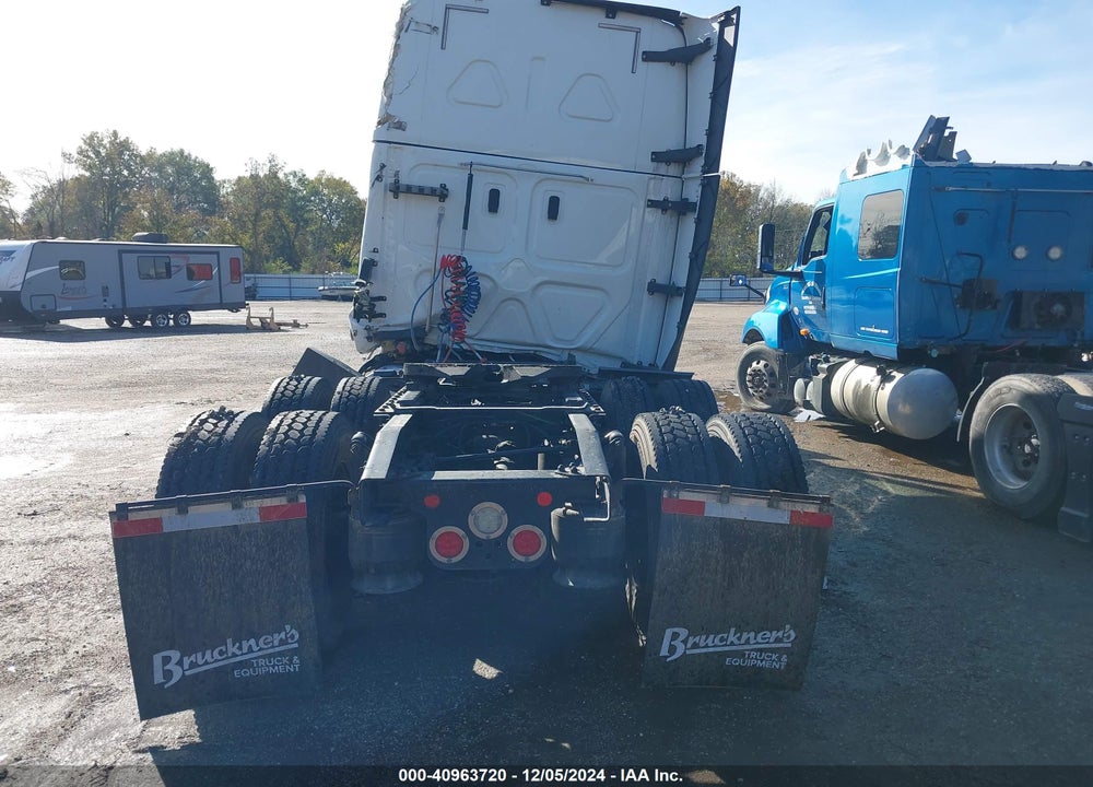 2021 FREIGHTLINER NEW CASCADIA 126 VIN: 3AKJHHDR8MSMG8995
