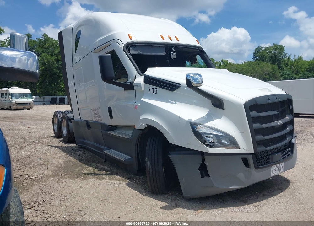 2021 FREIGHTLINER NEW CASCADIA 126 VIN: 3AKJHHDR8MSMG8995