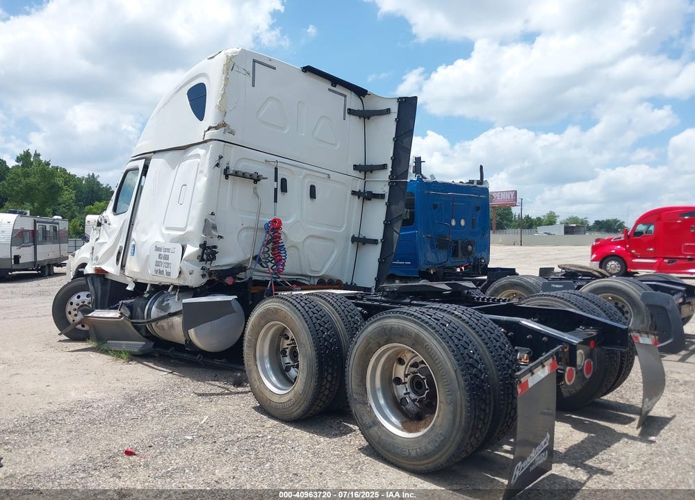 2021 FREIGHTLINER NEW CASCADIA 126 VIN: 3AKJHHDR8MSMG8995
