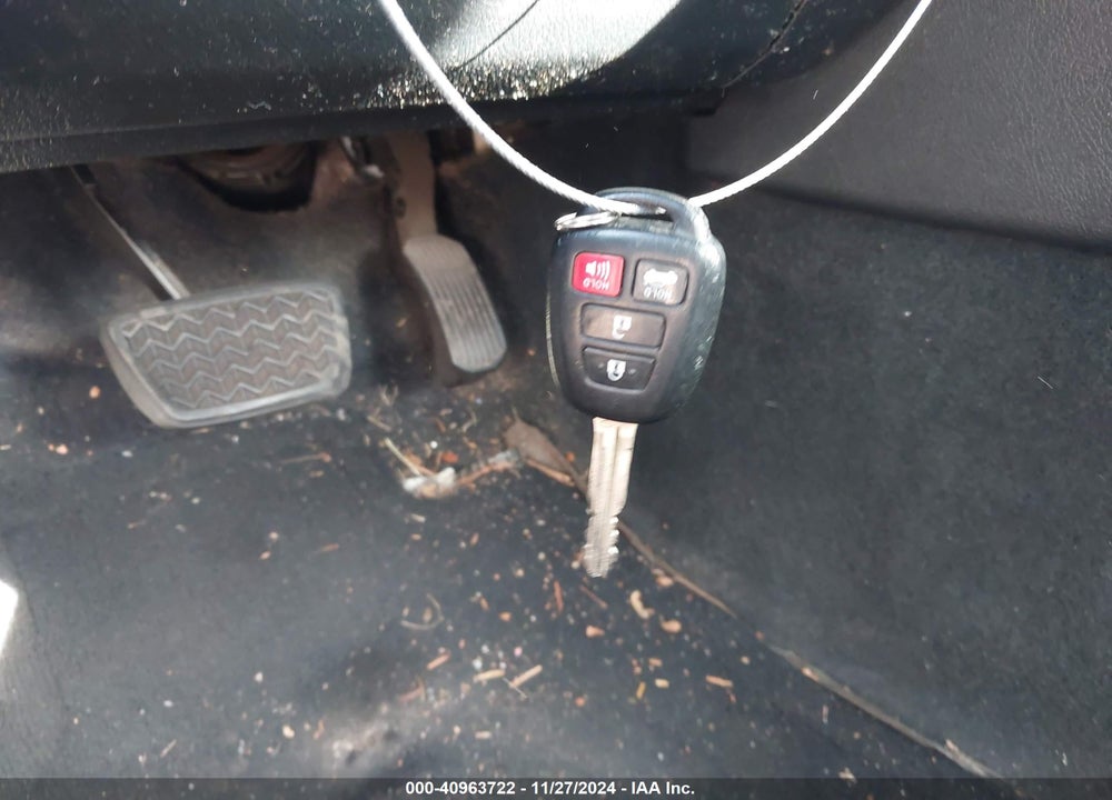 2013 TOYOTA CAMRY SE VIN: 4T1BF1FKXDU279215
