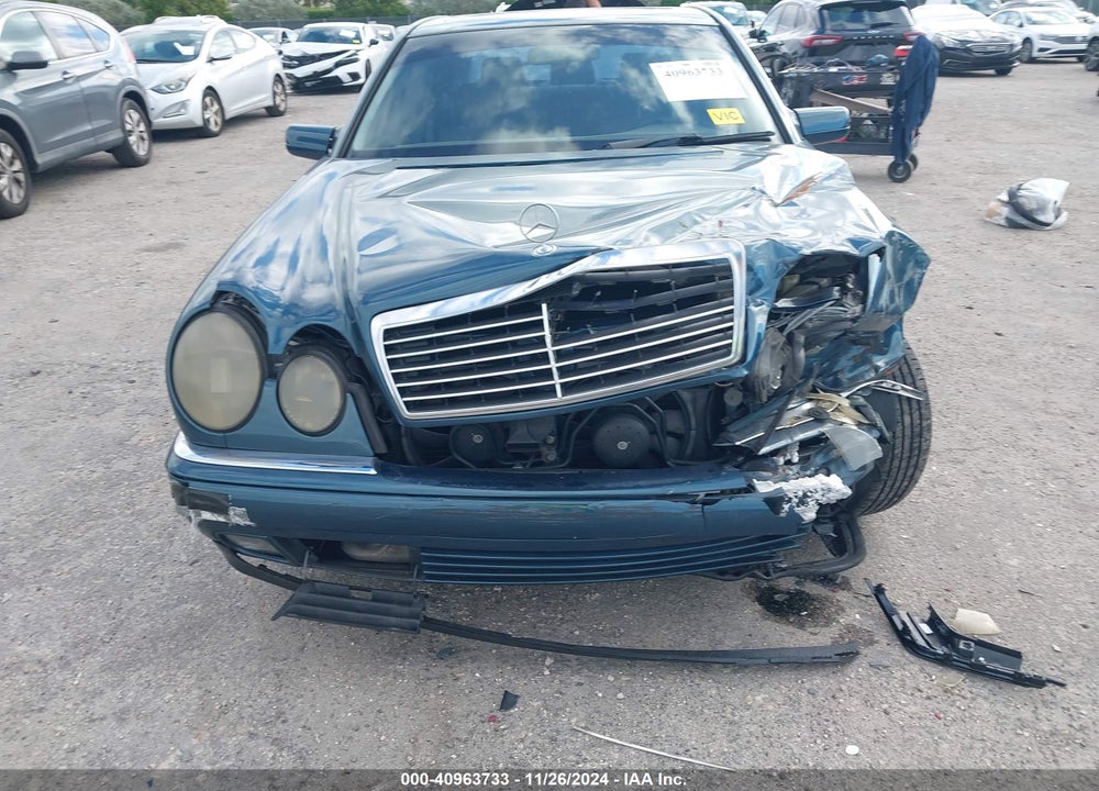 1999 MERCEDES-BENZ E 300 DIESEL VIN: WDBJF25HXXA810882