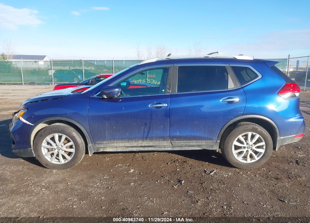 2017 NISSAN ROGUE SV VIN: 5N1AT2MV8HC823231