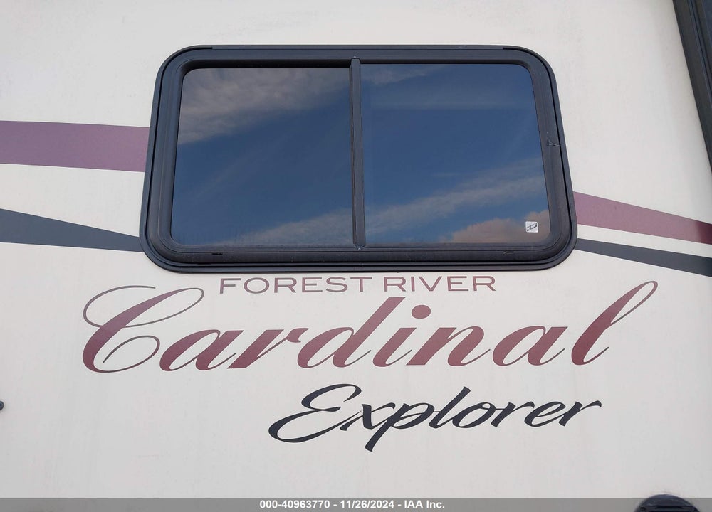 2018 UNKNOWN TRAVEL TRAILER VIN: 4X4FCAP25JG103299
