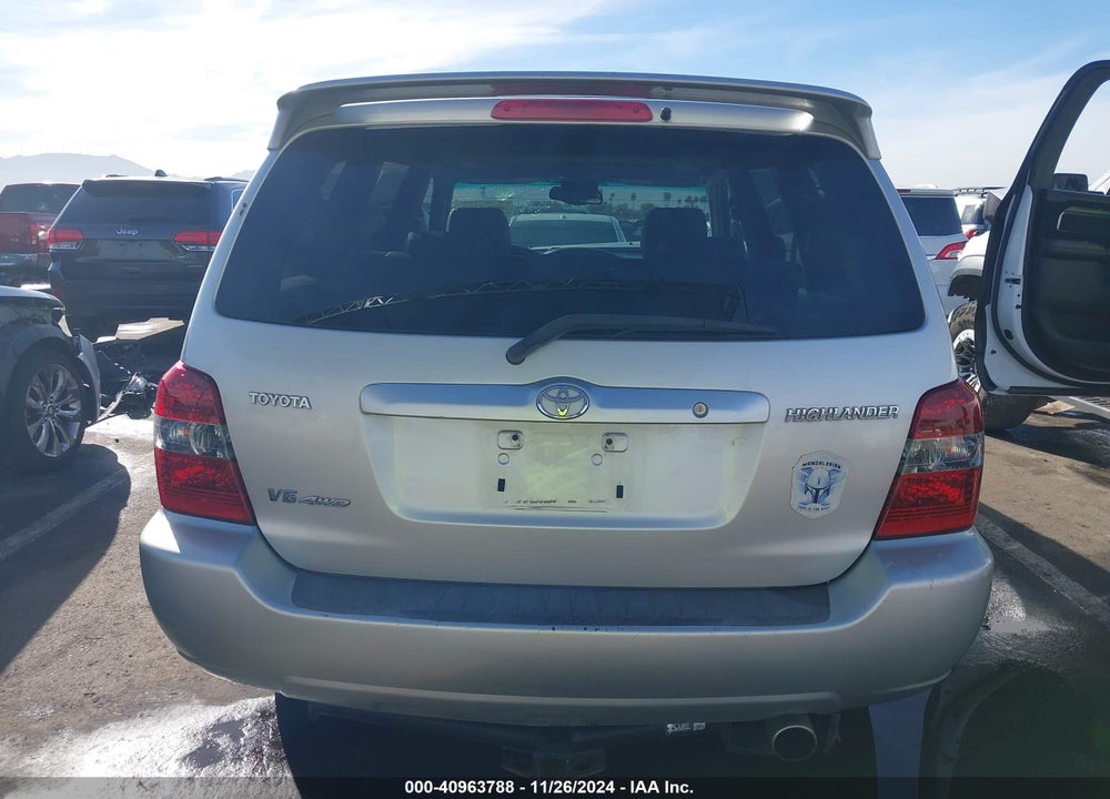 2005 TOYOTA HIGHLANDER LIMITED V6 VIN: JTEEP21A550109626