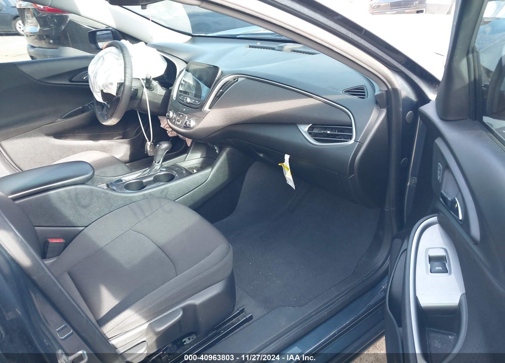 2019 CHEVROLET MALIBU VIN: 1G1ZG5ST5KF190975
