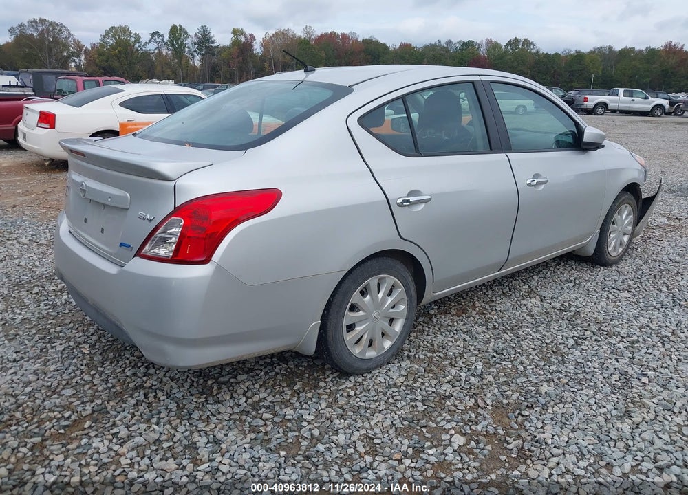 2015 NISSAN VERSA 1.6 SV VIN: 3N1CN7AP1FL809220
