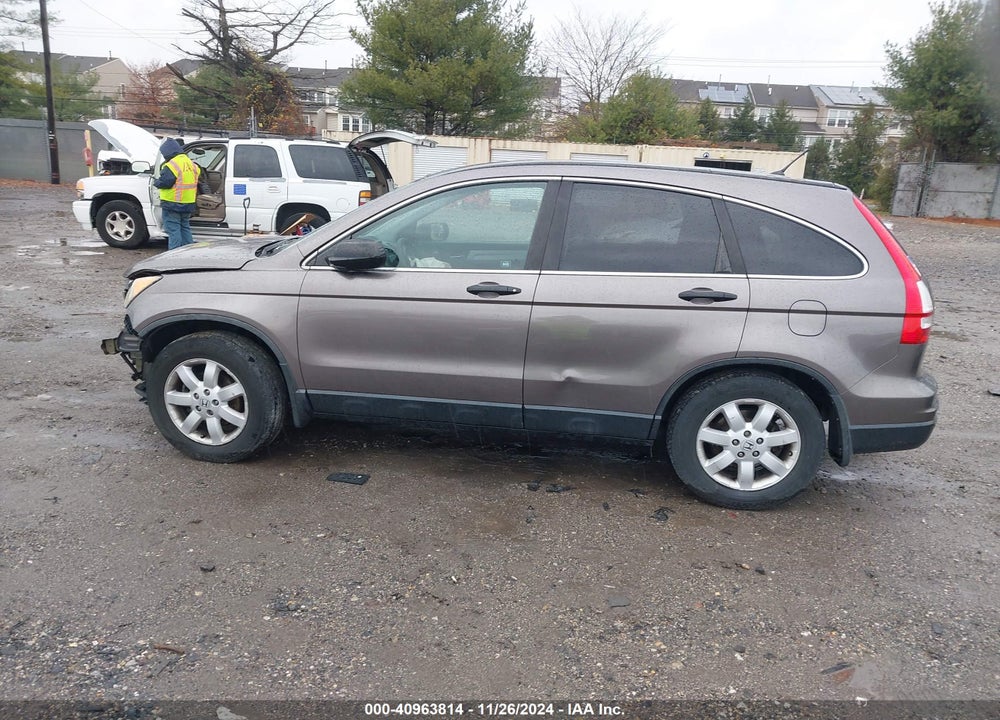 2011 HONDA CR-V SE VIN: 5J6RE4H44BL071883