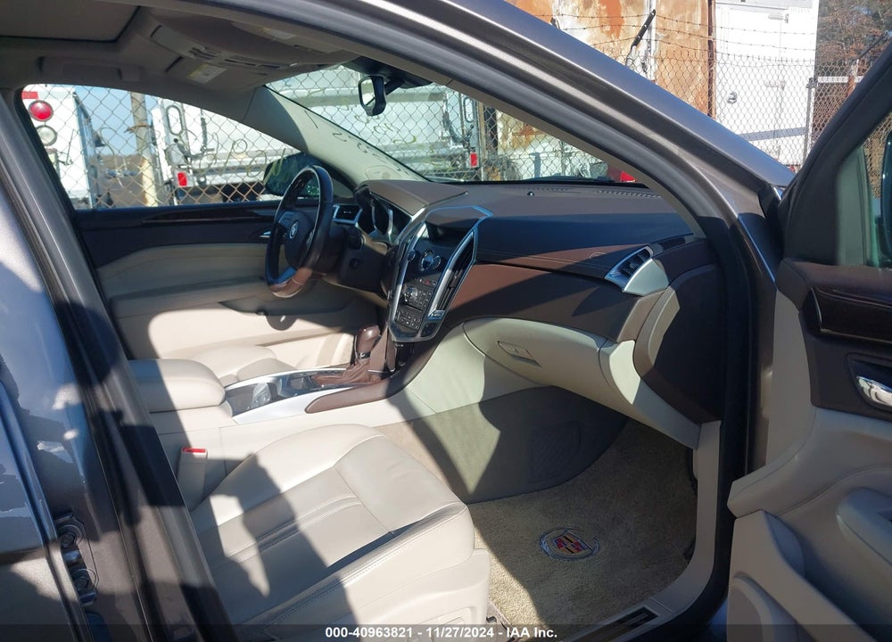 2011 CADILLAC SRX PREMIUM COLLECTION VIN: 3GYFNFEY0BS672580