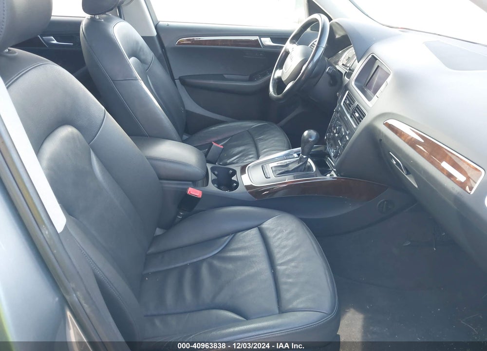 2010 AUDI Q5 3.2 PREMIUM VIN: WA1LKAFP7AA091212