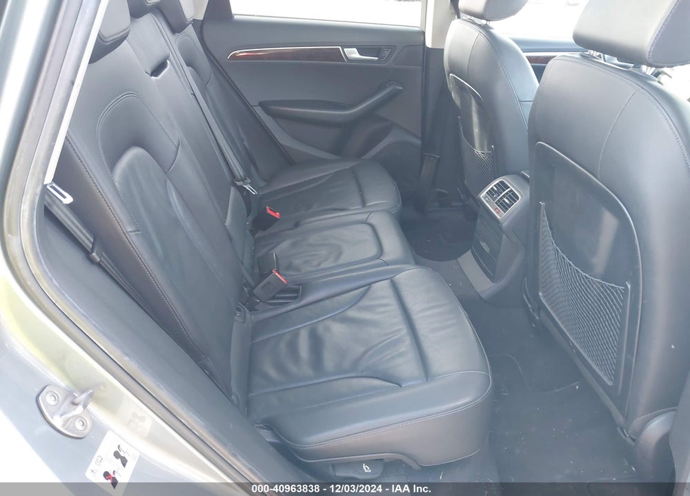 2010 AUDI Q5 3.2 PREMIUM VIN: WA1LKAFP7AA091212