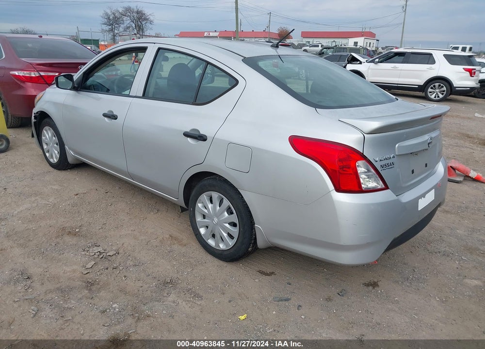 2018 NISSAN VERSA 1.6 S+ VIN: 3N1CN7AP7JL888076