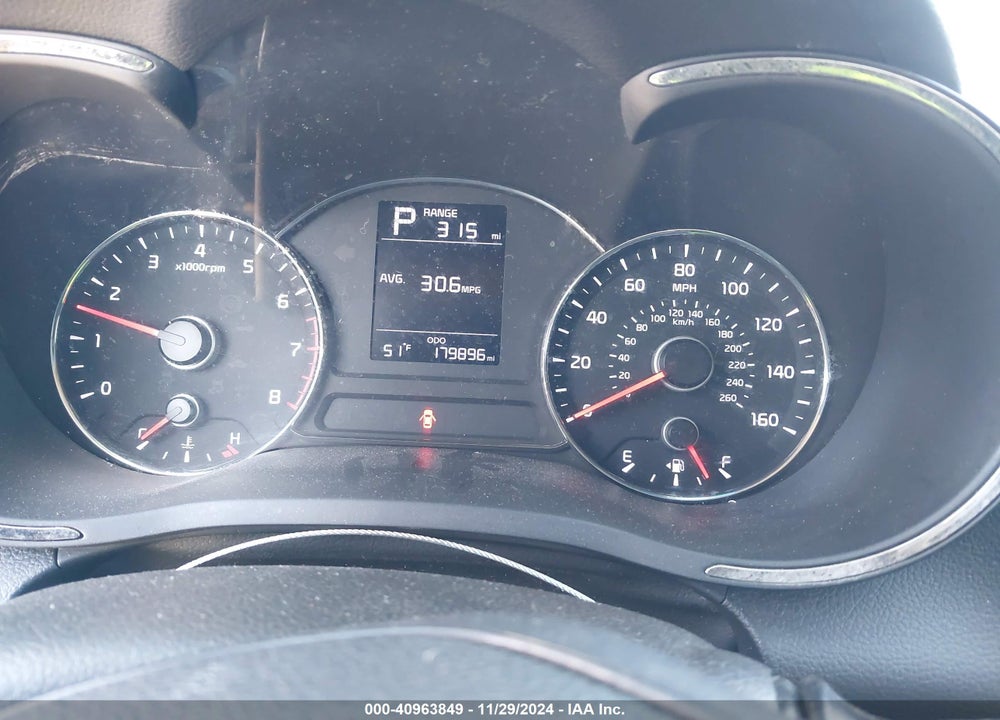2017 KIA FORTE LX VIN: 3KPFK4A7XHE157965