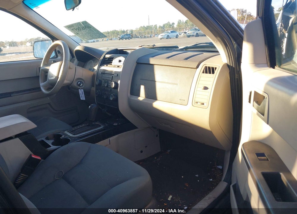 2008 FORD ESCAPE XLS/XLS MANUAL VIN: 1FMCU02Z28KE20139