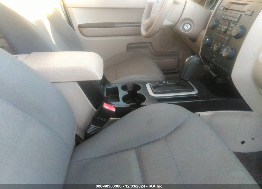 2008 FORD ESCAPE XLS/XLS MANUAL VIN: 1FMCU02Z38KE60536