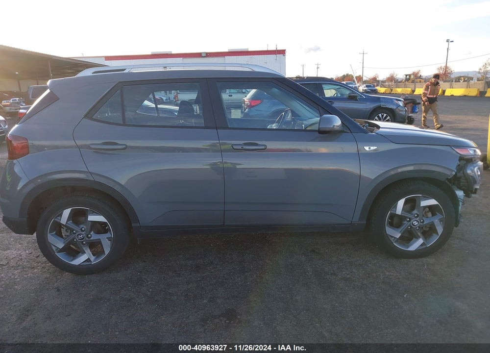 2020 HYUNDAI VENUE SEL VIN: KMHRC8A33LU016983