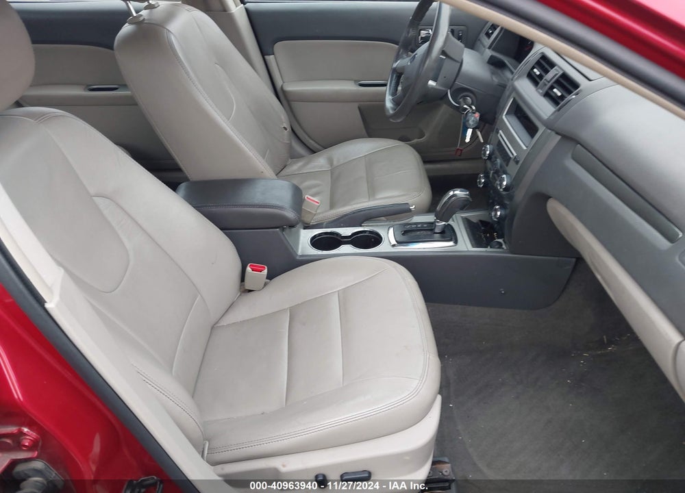 2011 FORD FUSION VIN: 3FAHP0JA0BR220060