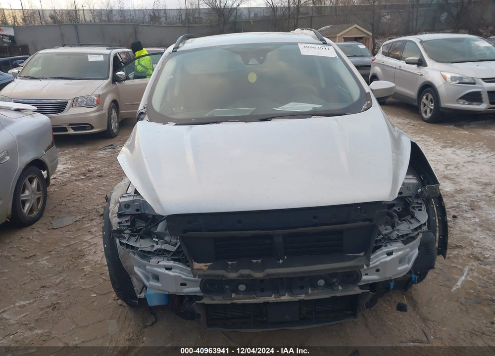 2019 FORD ESCAPE SEL VIN: 1FMCU9HD1KUA35408