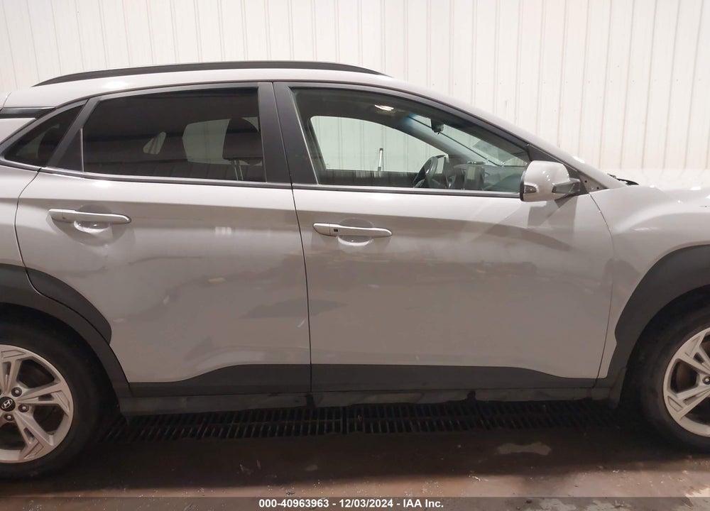 2022 HYUNDAI KONA SEL VIN: KM8K62AB8NU890746