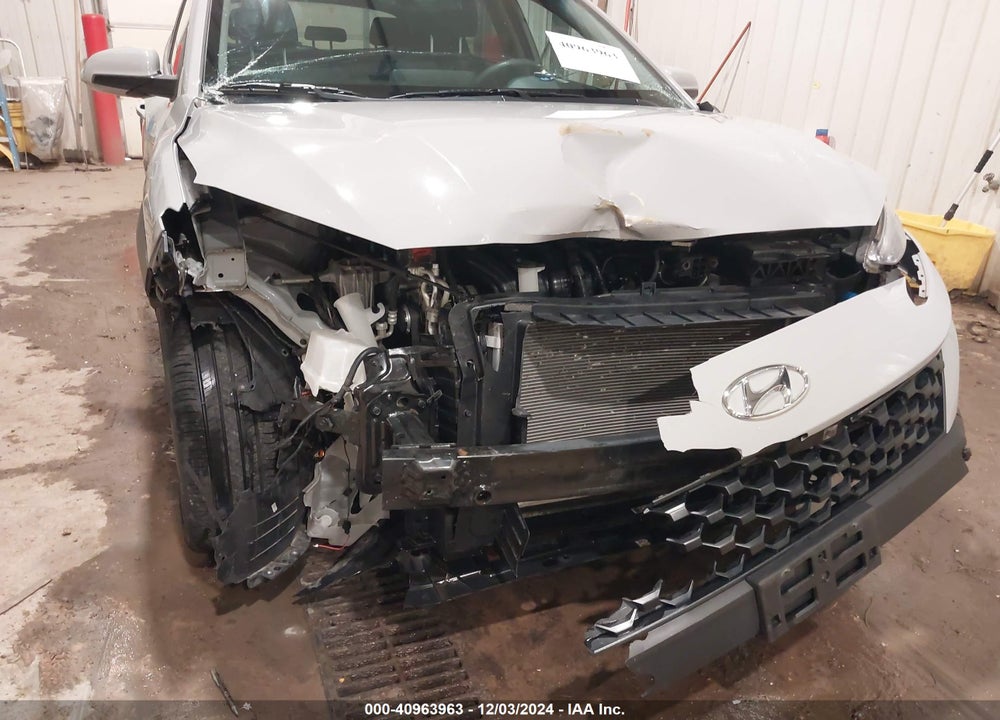 2022 HYUNDAI KONA SEL VIN: KM8K62AB8NU890746