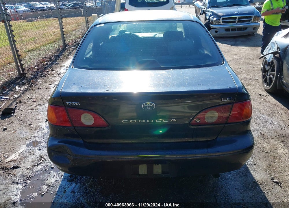 2002 TOYOTA COROLLA LE VIN: 2T1BR12E12C578467