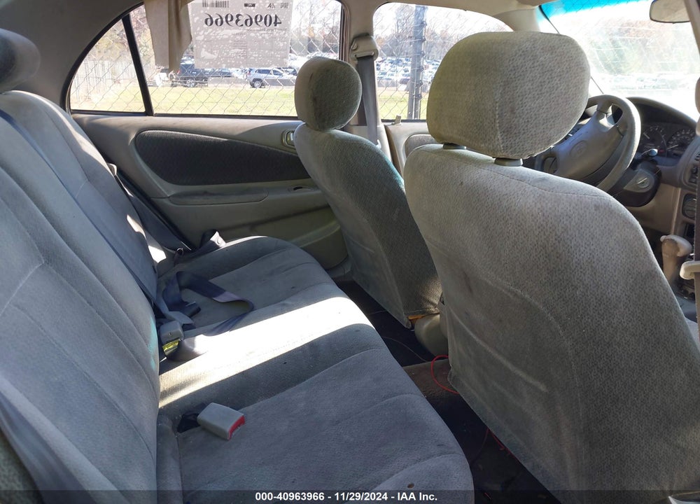2002 TOYOTA COROLLA LE VIN: 2T1BR12E12C578467