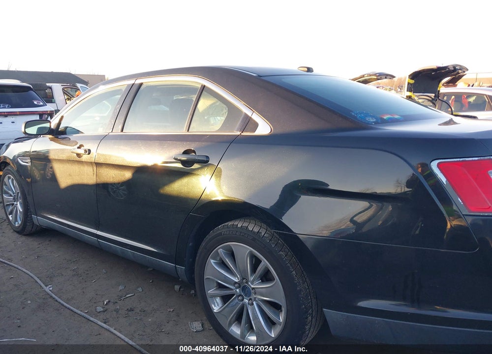 2010 FORD TAURUS LIMITED VIN: 1FAHP2FW0AG161131