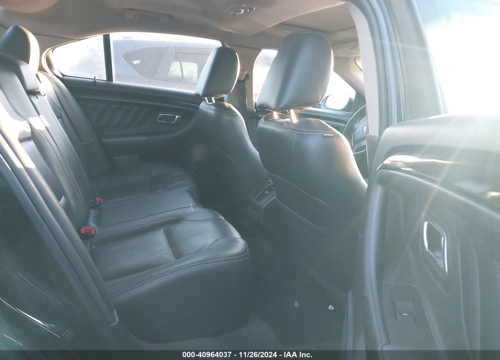 2010 FORD TAURUS LIMITED VIN: 1FAHP2FW0AG161131