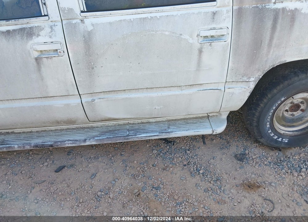 1997 GMC SUBURBAN 1500 SL VIN: 3GKEC16RXVG526507