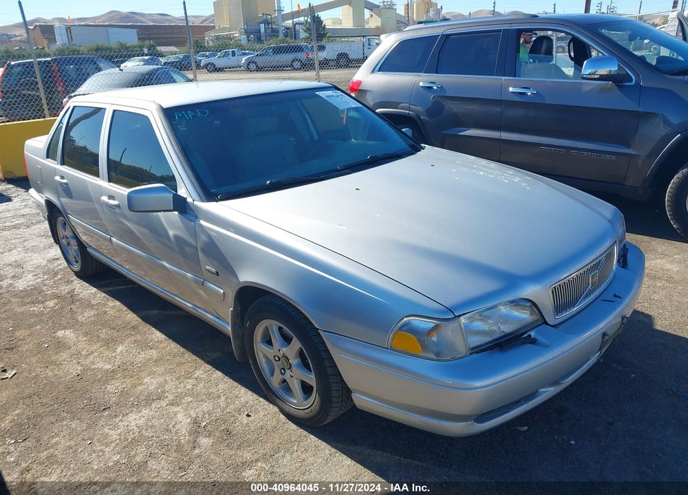 1998 VOLVO S70 GTAS/GTMS VIN: YV1LS557XW2515511