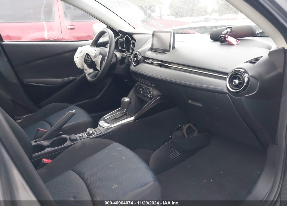 2016 SCION IA VIN: 3MYDLBZV0GY105965