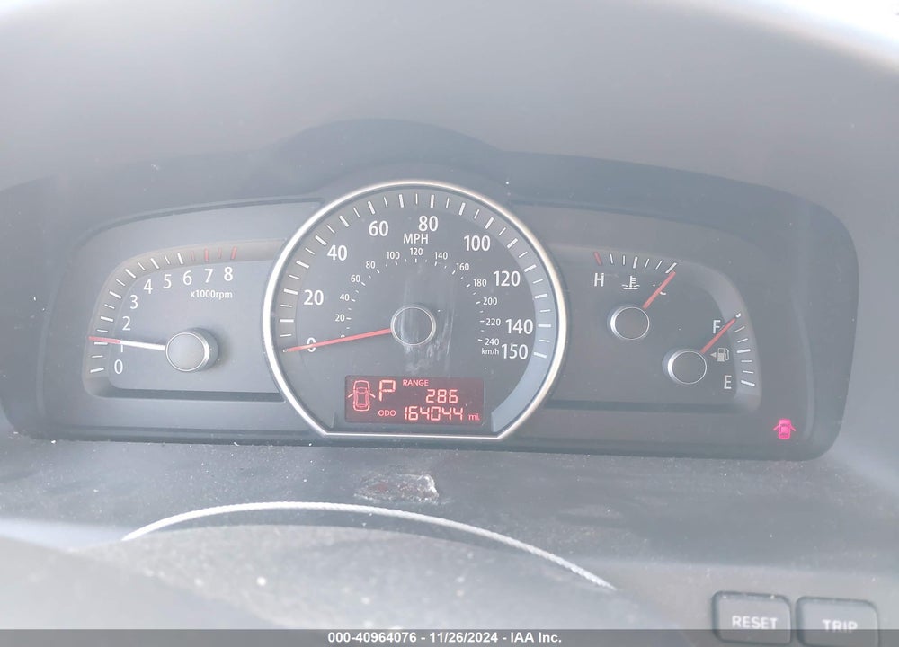 2009 KIA BORREGO EX V6 VIN: KNDJH741X95017266