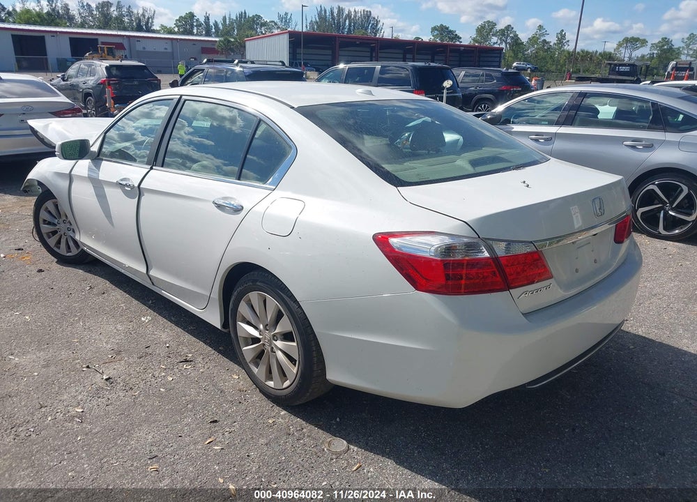 2015 HONDA ACCORD EX-L VIN: 1HGCR2F82FA005474
