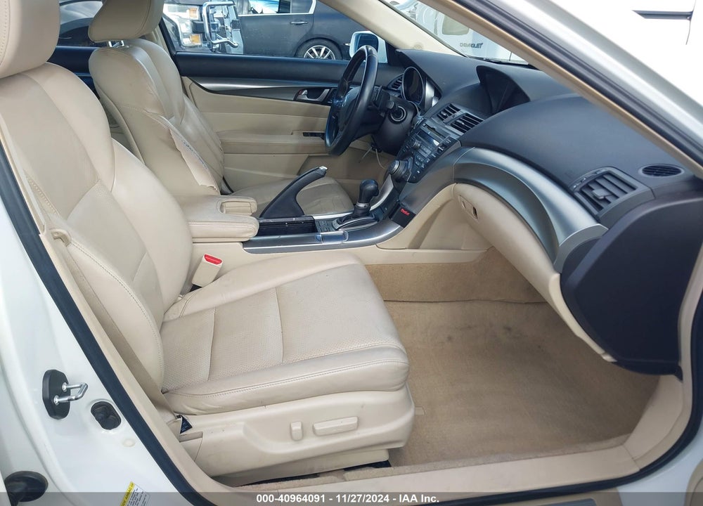 2009 ACURA TL 3.5 VIN: 19UUA86509A005935