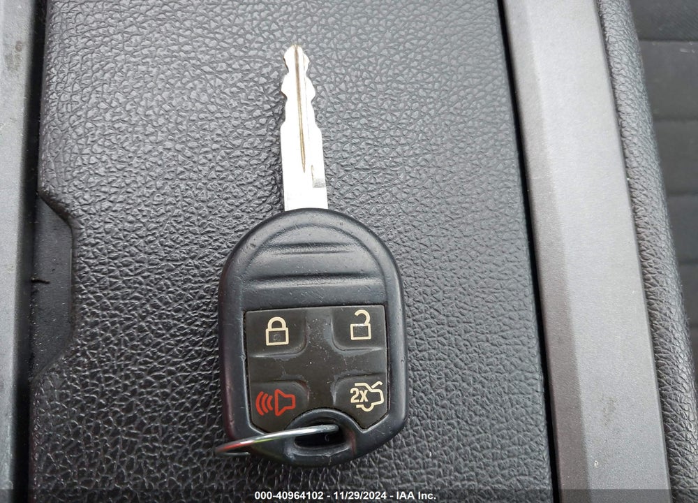 2014 FORD MUSTANG V6 VIN: 1ZVBP8AM1E5274187