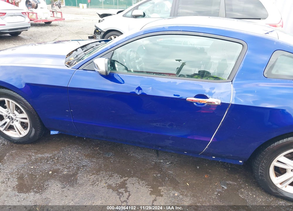 2014 FORD MUSTANG V6 VIN: 1ZVBP8AM1E5274187