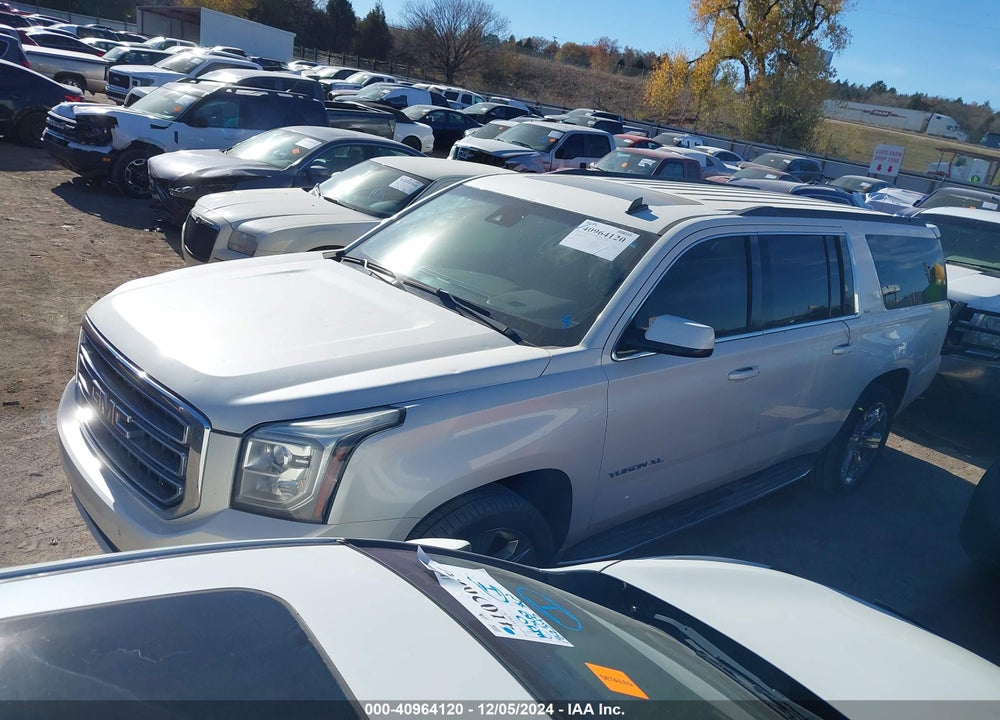 2015 GMC YUKON XL 1500 SLT VIN: 1GKS2HKC0FR179223