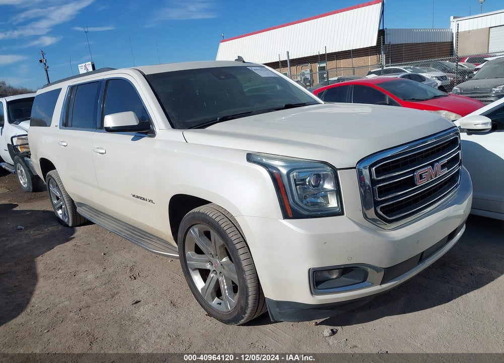 2015 GMC YUKON XL 1500 SLT VIN: 1GKS2HKC0FR179223
