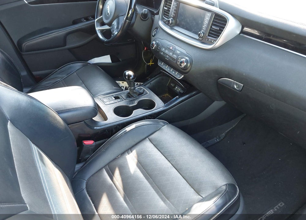 2016 KIA SORENTO 3.3L SXL VIN: 5XYPK4A50GG005486