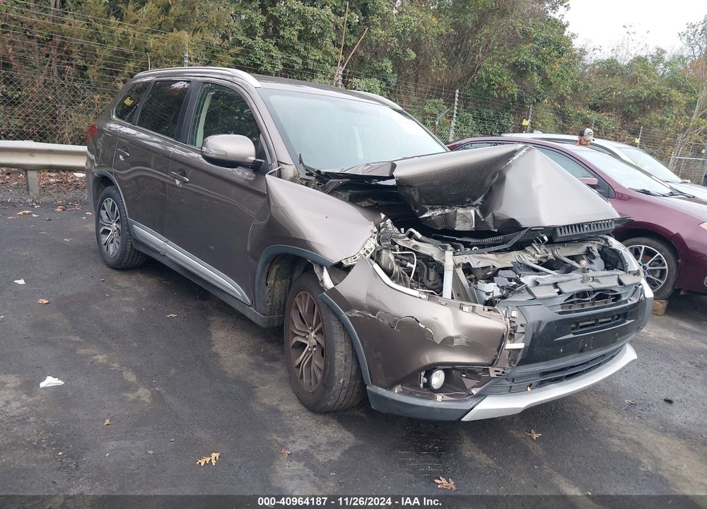 2017 MITSUBISHI OUTLANDER SE/SEL VIN: JA4AD3A35HZ029515