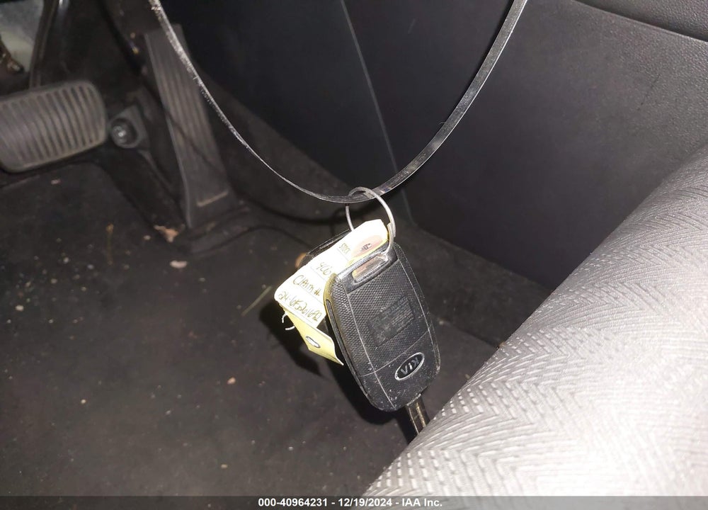 2020 KIA SPORTAGE LX VIN: KNDPMCAC9L7761795