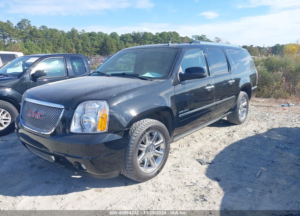 2010 GMC YUKON XL 1500 DENALI VIN: 1GKUKMEF7AR149622