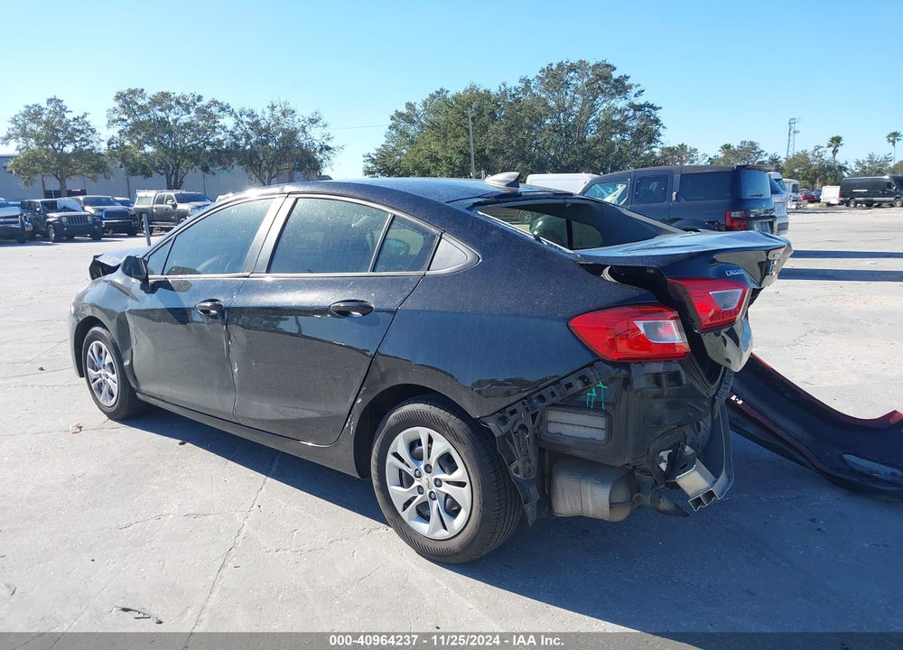 2019 CHEVROLET CRUZE LS VIN: 1G1BC5SM3K7120794