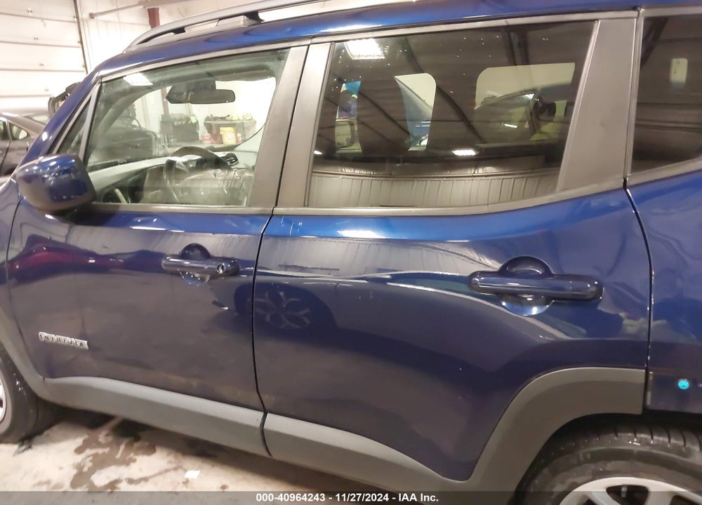 2016 JEEP RENEGADE LATITUDE VIN: ZACCJABTXGPD81187