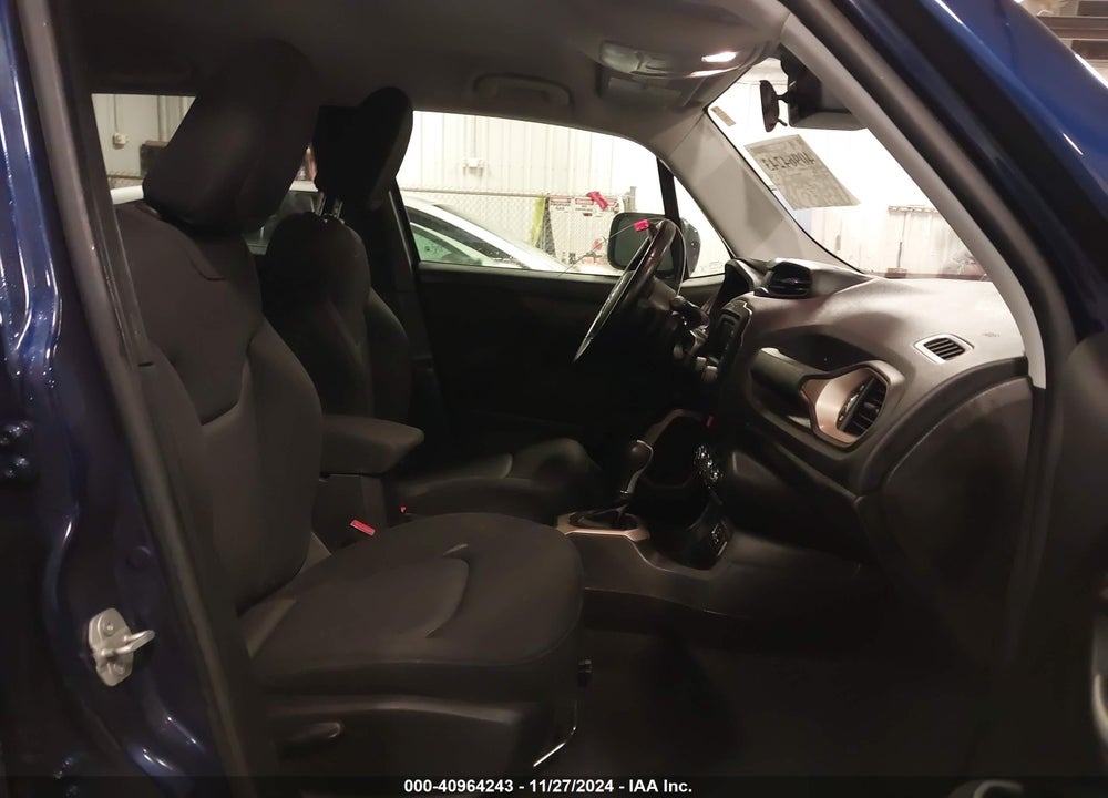 2016 JEEP RENEGADE LATITUDE VIN: ZACCJABTXGPD81187